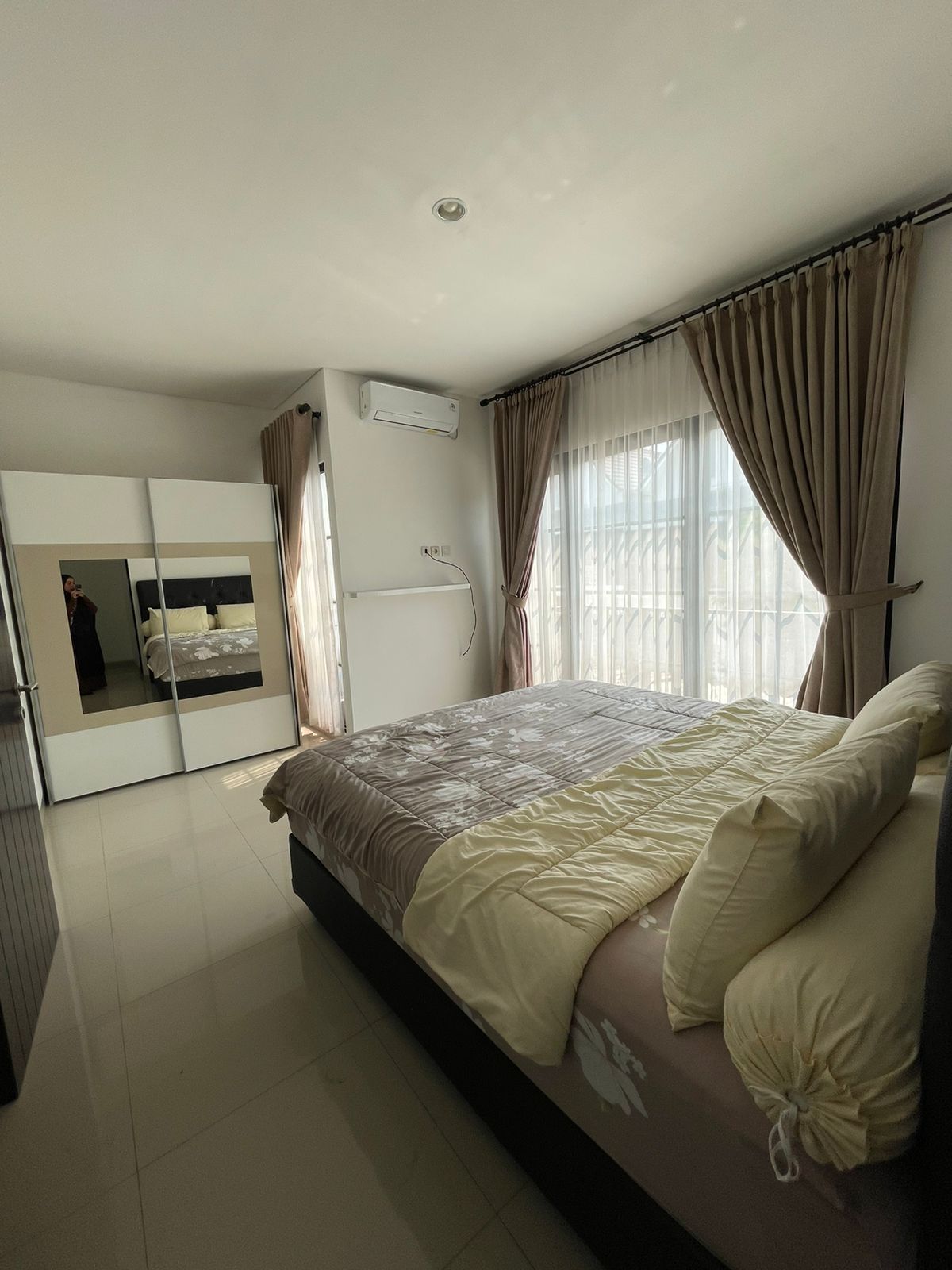 Rumah Disewakan Fully Furnished di Cluster Cosmo Lippo Cikarang